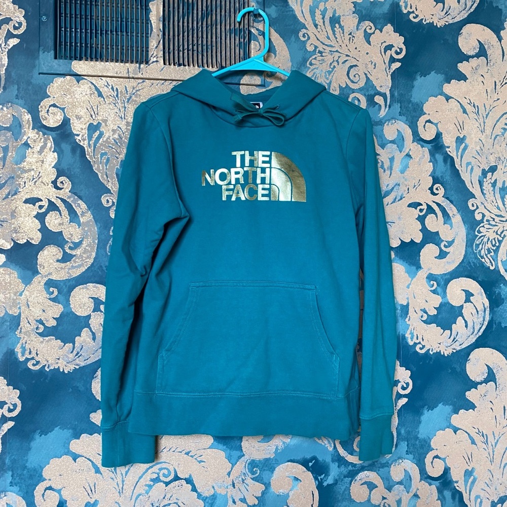 Like-new North Face Hoodie